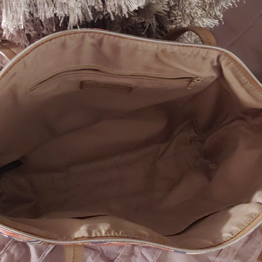 Purse - Picture 3 of 3